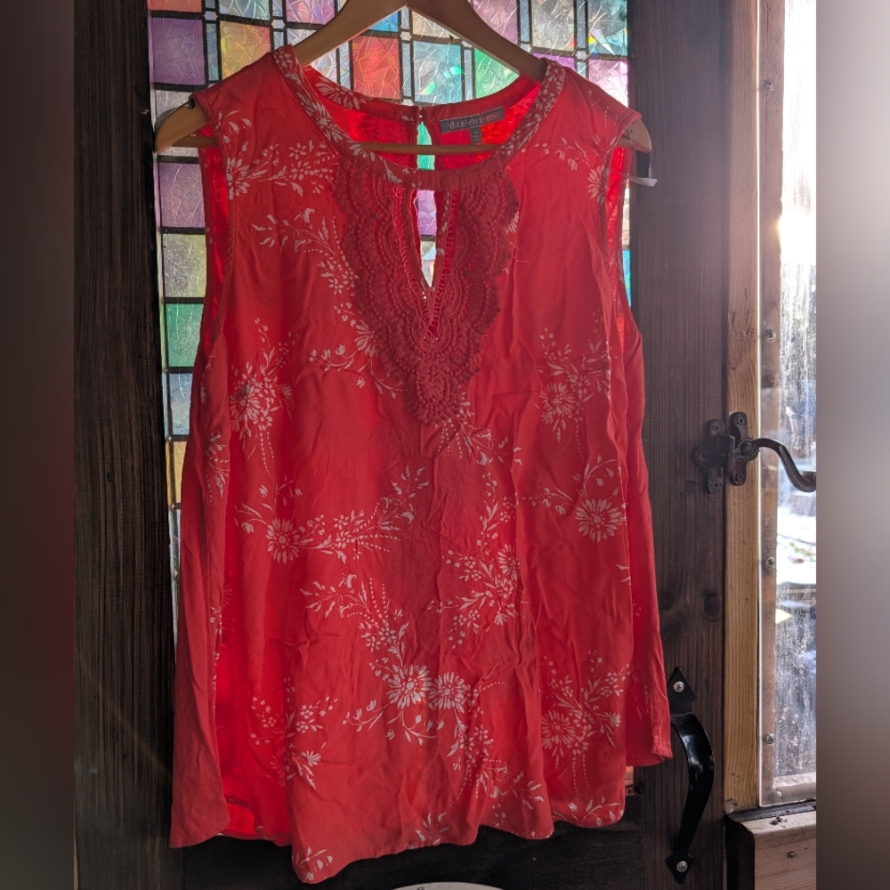 Daniel Rainn Coral Sleeveless Blouse